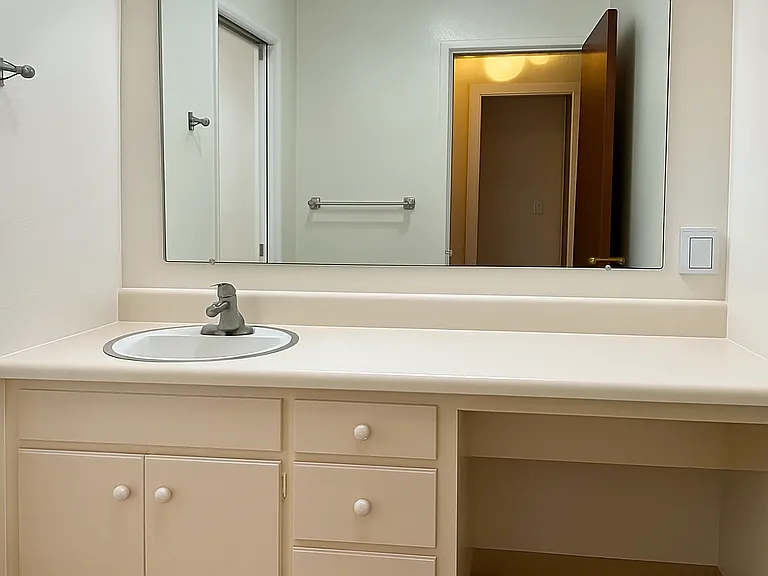1821 Ogden Dr #12 — Photo 17