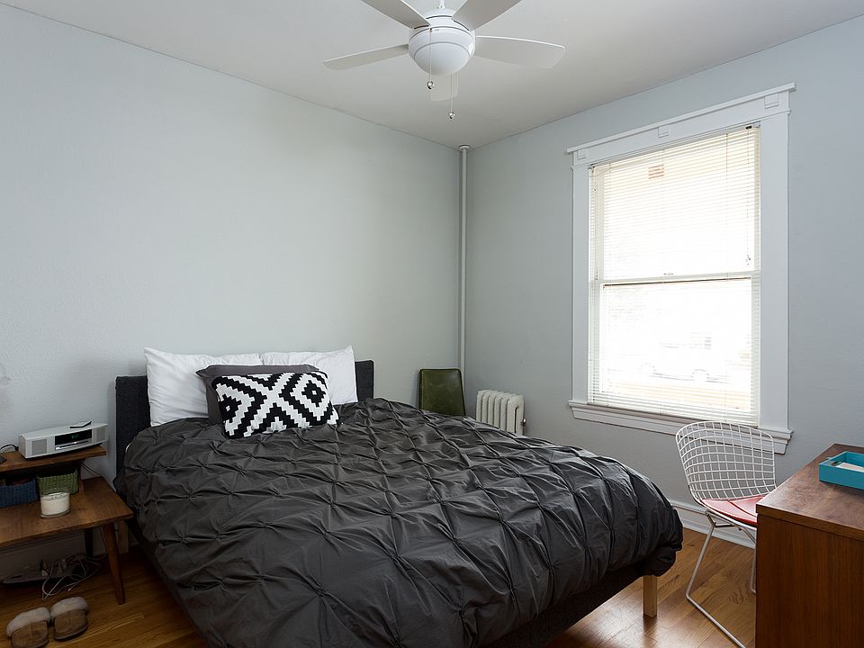 Bedroom with queen-sized bed