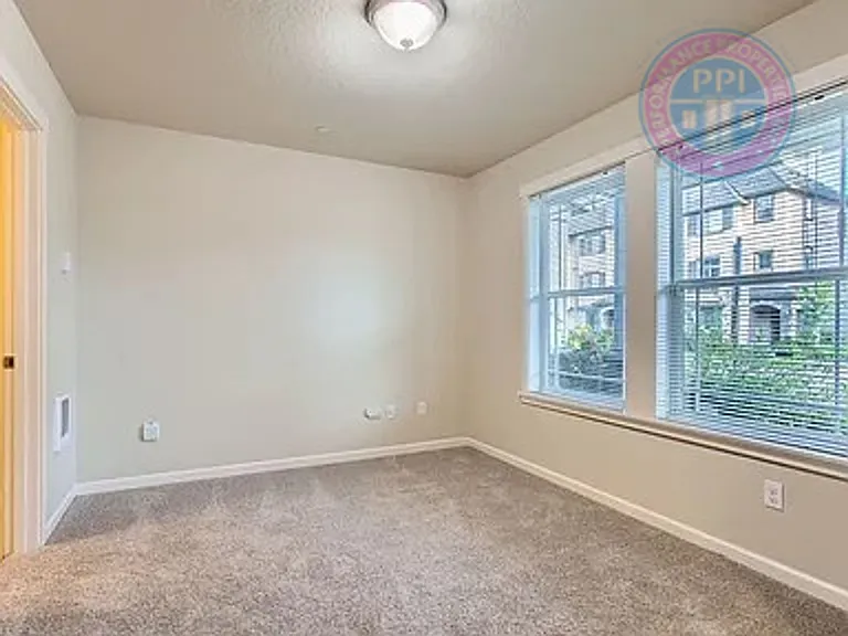 17067 SW Jean Louise Rd — Photo 20