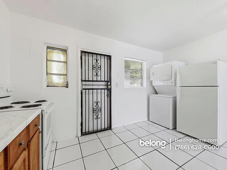 12520 NW 22nd Ct — Photo 28