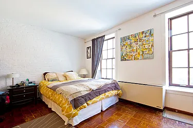 Rented by R New York