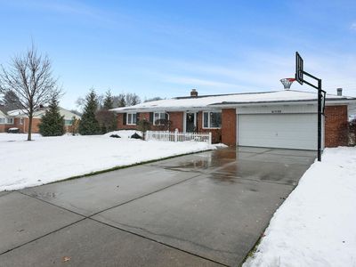 61520 Elderberry Ln, South Bend, IN, 46614