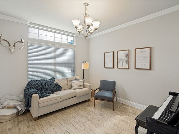 5th image of 4014 Whitetail Ln