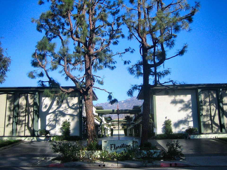 1st image of 915 Fairview Ave #221