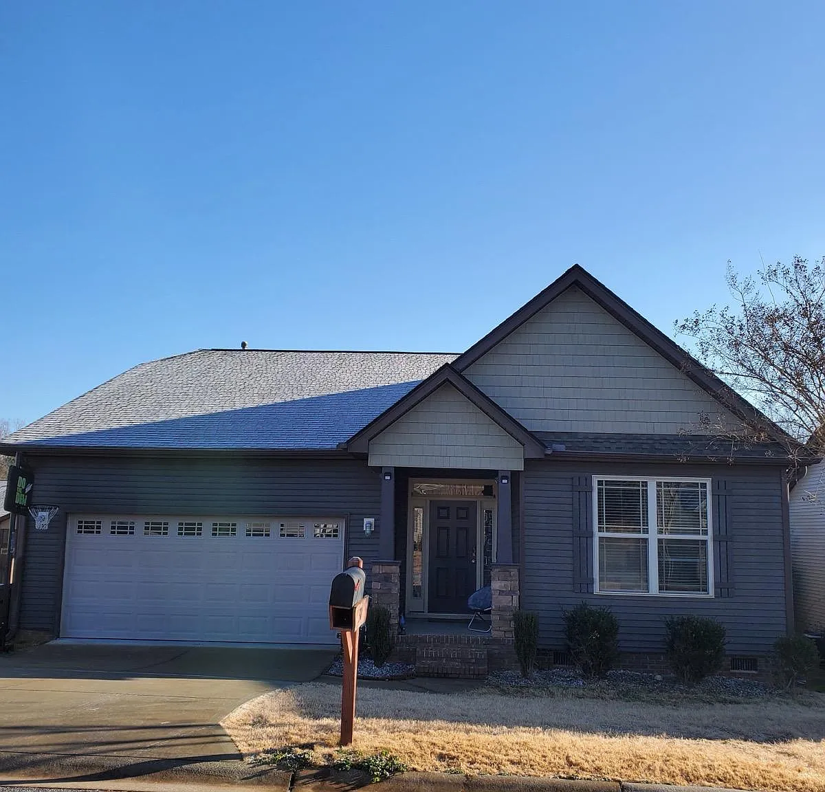 3 bed, 1574 sqft, $1,890 — Photo 1