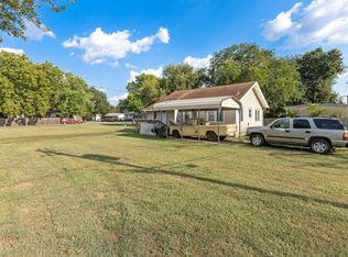 96 N Sedgwick Ave, Haven, KS 67543