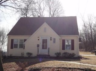 26 Adams St, Marlborough, MA 01752