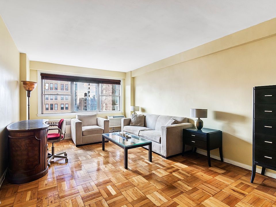 1st image of 430 W 34th St APT 15C