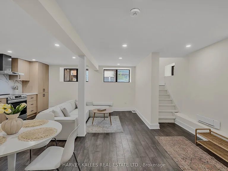 692 Richmond St W #3 — Photo 9