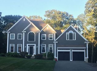 7 Bishop Ln, Middleton, MA 01949