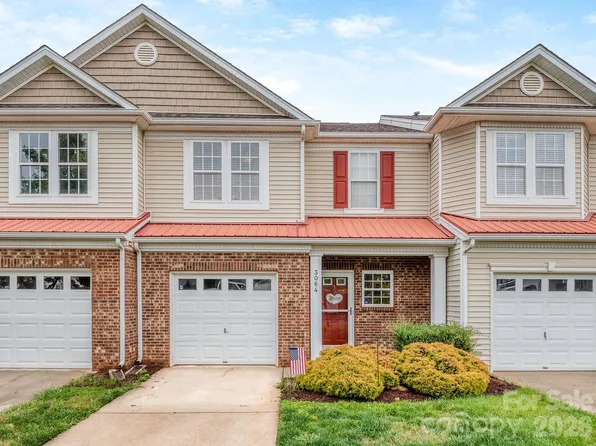 3064 Priory Ridge Dr, Fort Mill, SC 29715