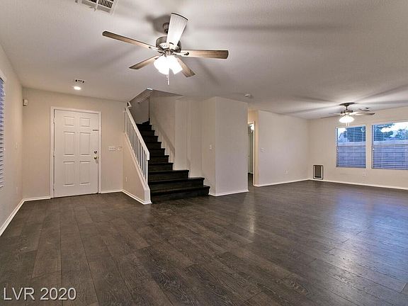 5th image of 8640 Hidden Pines Ave