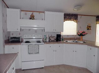 101 Fir Ct, Georgetown, FL 32139