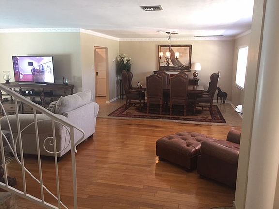 4th image of 840 Amber Dr