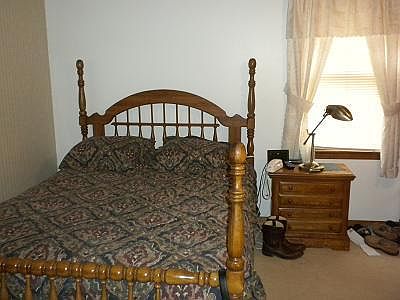 4th image of 77 Hope Dr