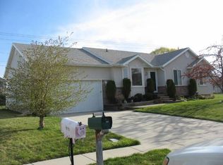 10174 S Delsey Cv, South Jordan, UT 84095