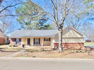 703 Greenfield Dr, Ridgeland, MS 39157