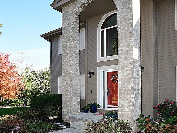 3rd image of 13411 Lochmoor Cir