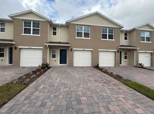 2755 Brie Hammock Bnd, Harmony, FL 34773