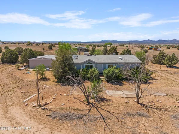925 W Gina Marie Blvd, Paulden, AZ 86334