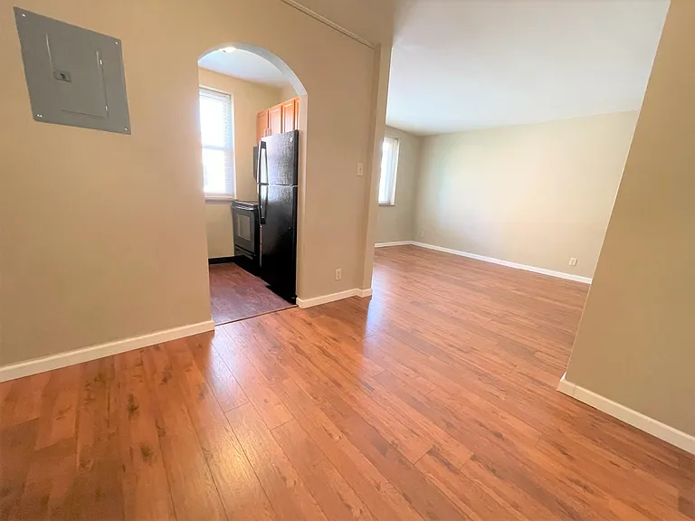 5712 Phillips Ave #B9 — Photo 101