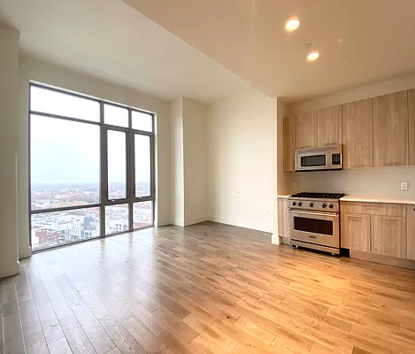 Rented by City Wide Brokerage | media 12