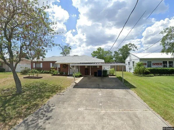 10220 N Fleetwood Dr, Tampa, FL 33612