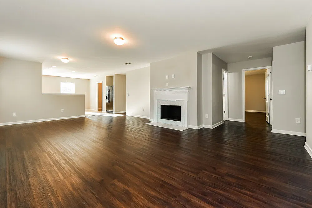 3 bed, 2.0 bath, 1664 sqft, $2,130 — Photo 3