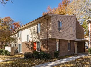 22 Berger Pl APT F, Newport News, VA 23606