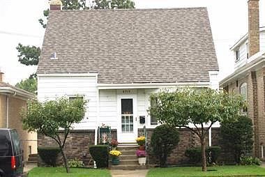 1st image of 8315 W Forest Preserve Ave
