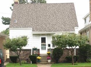 8315 W Forest Preserve Ave, Chicago, IL