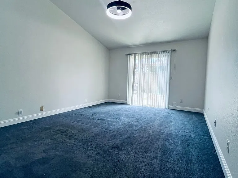 836 Marsh Creek Dr — Photo 24