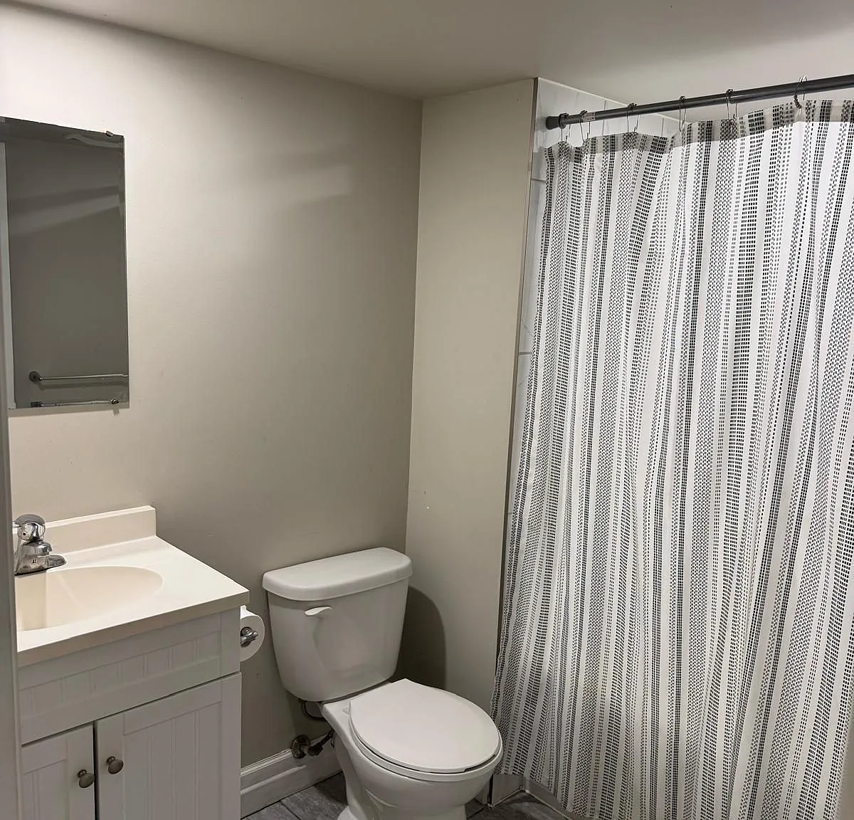 2 bed, $1,975 — Photo 4