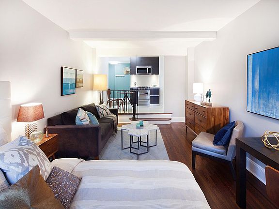 3rd image of 501 W 113th St APT 206