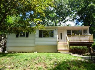 131 W End Ave, Hopatcong, NJ 07843