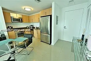 300 S Biscayne Blvd #T-2609 — Photo 5
