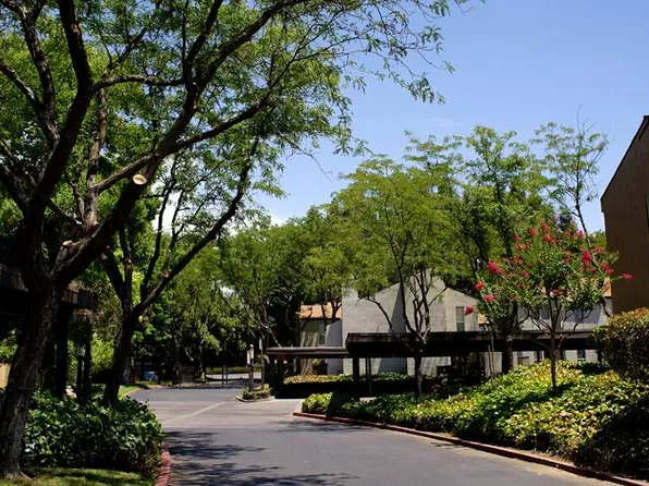 Ardendale Apartments