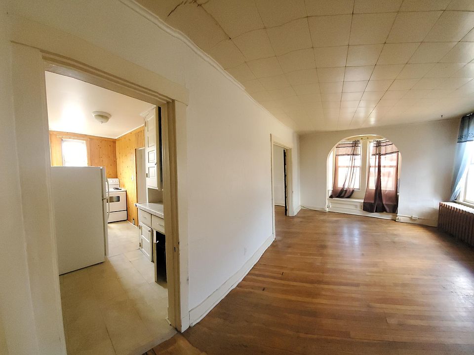 Kitchen/L.Room