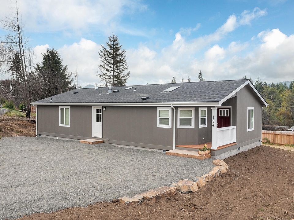1st image of 194 N Pony Trail Ln