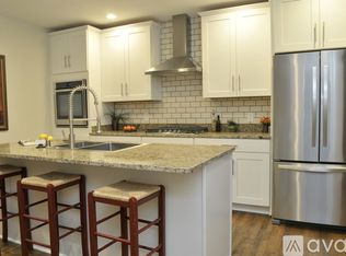 16480 Burleigh Pl, Brookfield, WI 53005