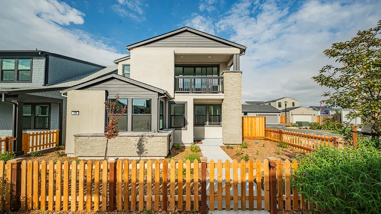 124 Wellness Way photo 1