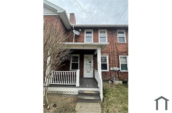 818 Vankirk St photo 1
