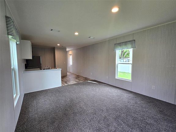5th image of 24048 Ermine Rd