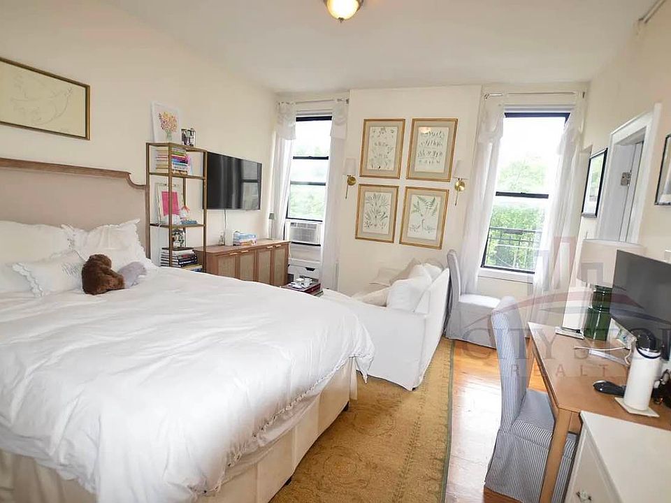 1st image of 101 W 77th St APT 3C