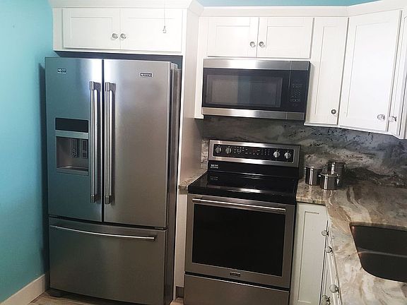 5th image of 17150 Ravens Roost APT 2