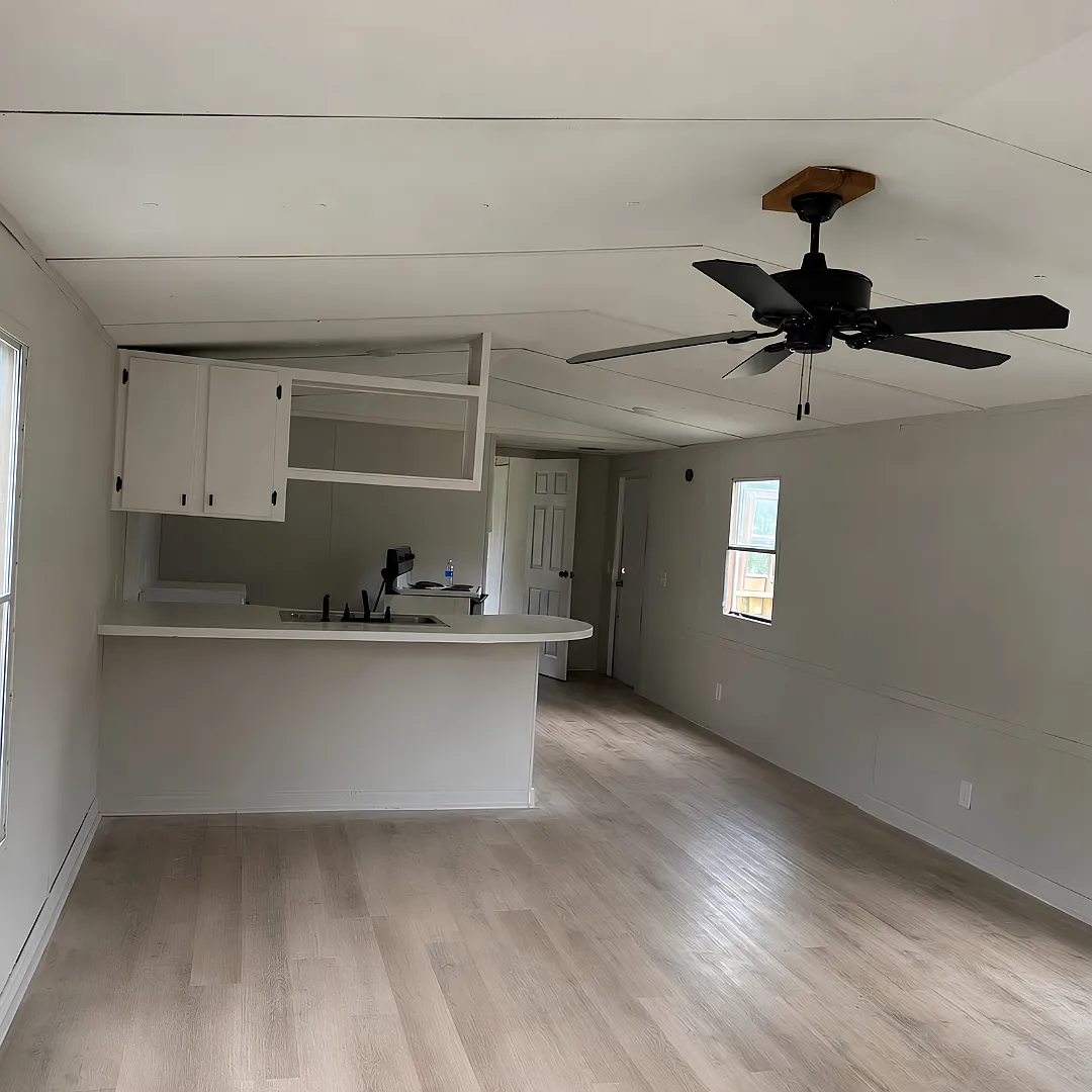 2 bed, 928 sqft, $1,101 — Photo 2