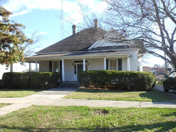 212 E 7th St, Waynesboro, GA 30830