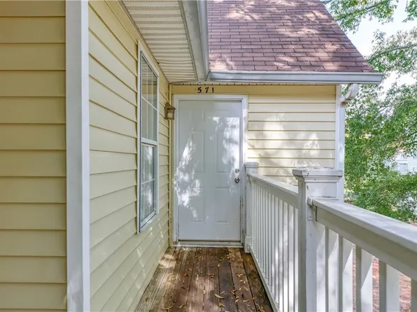 571 Cobblestone Trl, Avondale Estates, GA 30002