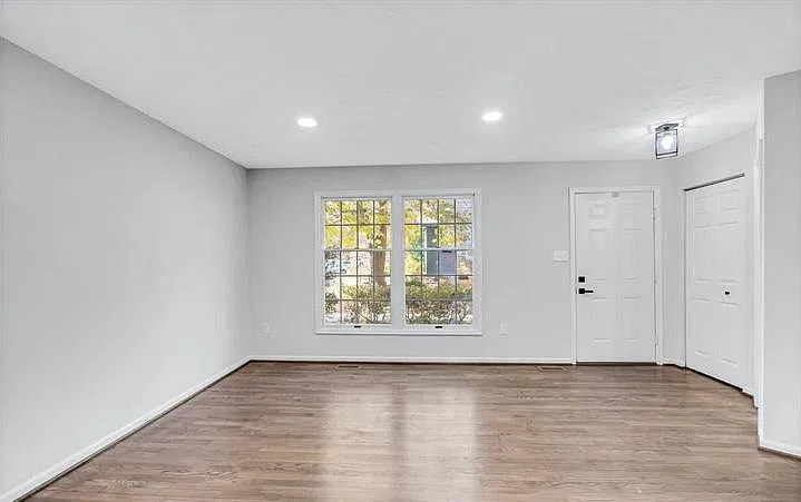 3 Sky Blue Ct — Photo 4