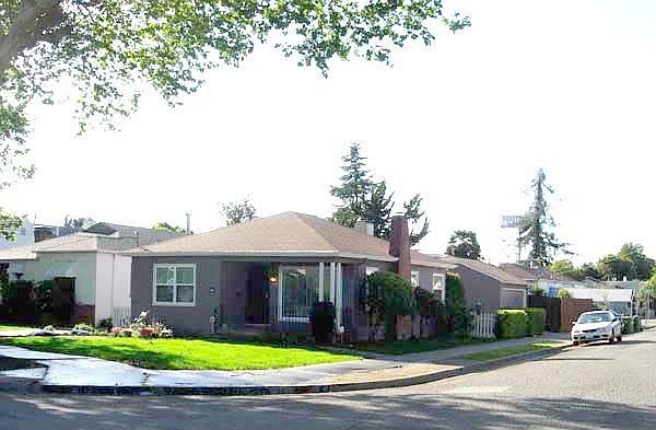 Corner Lot in San Leandro/Oakland neighborhood